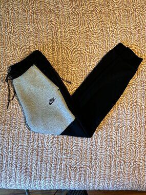 Nike Sportswear Tech Fleece Joggers Men's Size Medium